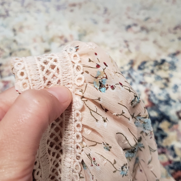 Sold - POL Sheer V-Neck Floral Blouse - Picture 12 of 12